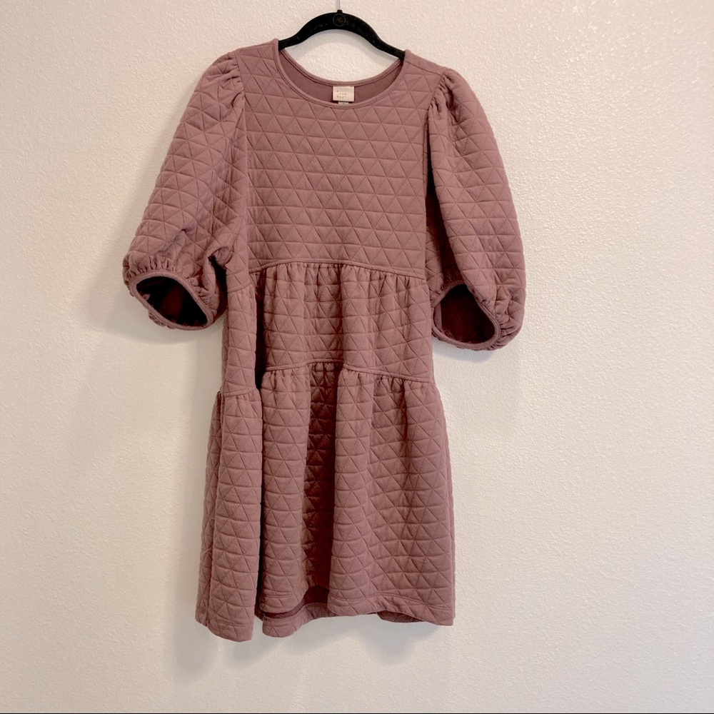 Quilt dress w/puffy sleeves